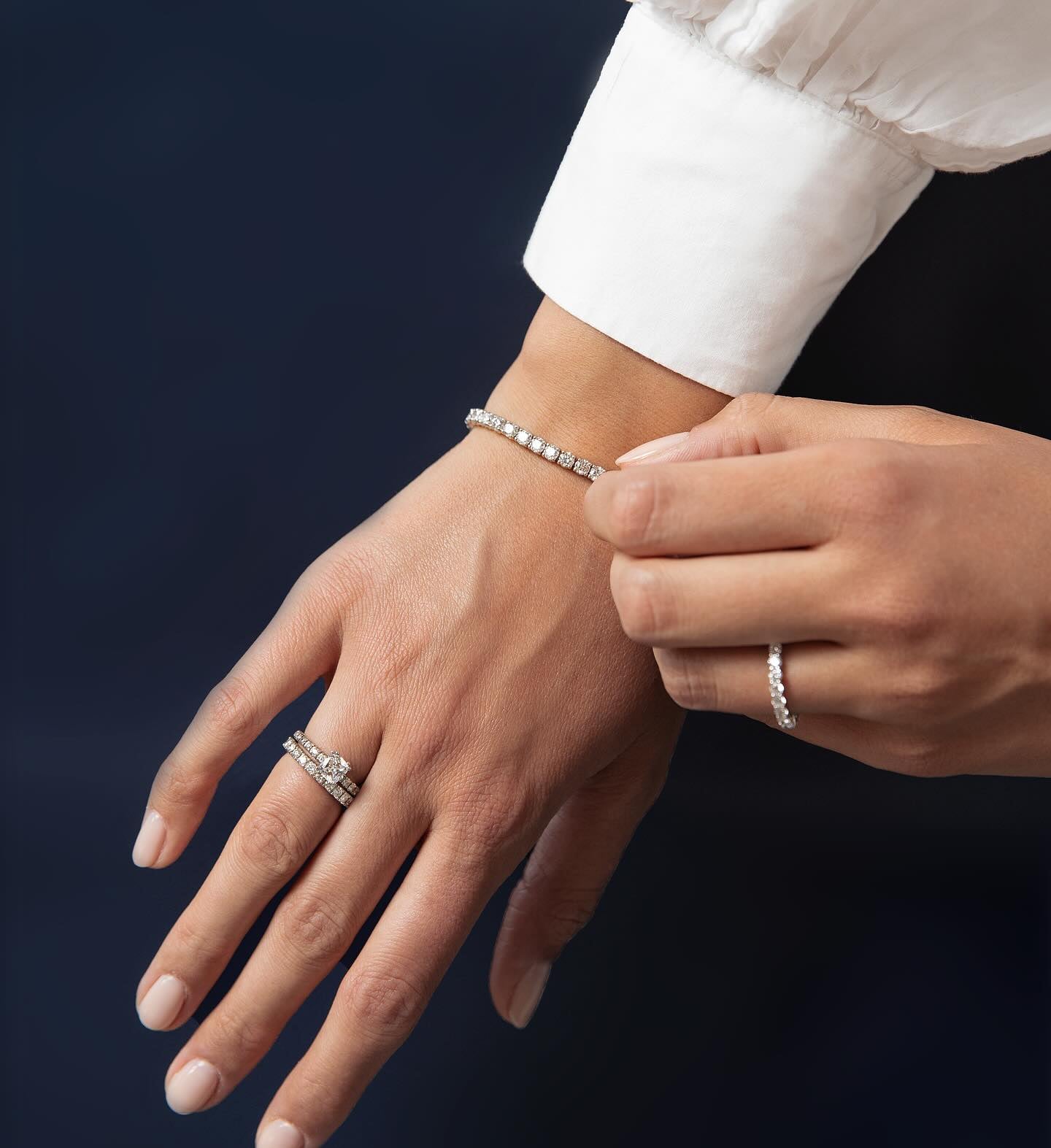 Bague de Fiançailles en or blanc et diamant rond