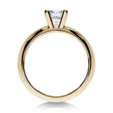 Profil de la bague Solitaire Promesse en or jaune, brillance du diamant GIA mise en valeur.
