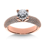 Bague de fiançailles Héritage Diamant Rond en or rose avec pavage de 101 diamants, vue de face.