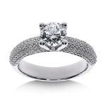 Bague de fiançailles Héritage Diamant Rond en platine avec pavage de 101 diamants, vue de face.