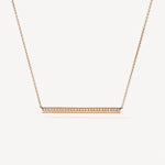Collier en or rose avec diamants, modèle Juste un Trait Pure, brillance naturelle des pierres et élégance moderne.
